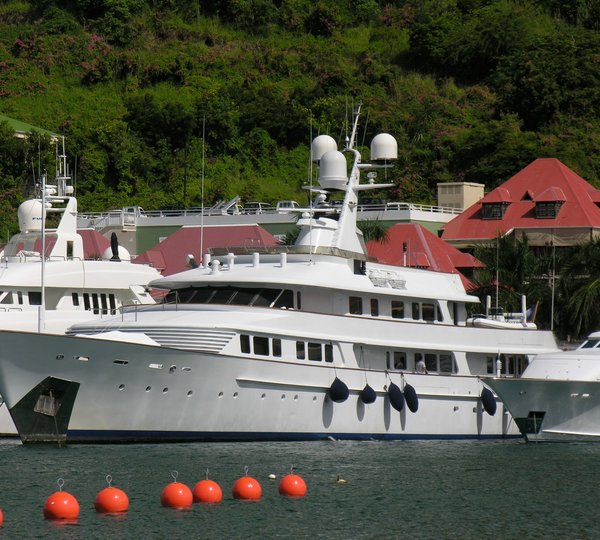 jamaica bay bikini yacht owner